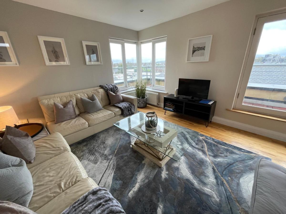 Penthouse Apartment Килкени Екстериор снимка