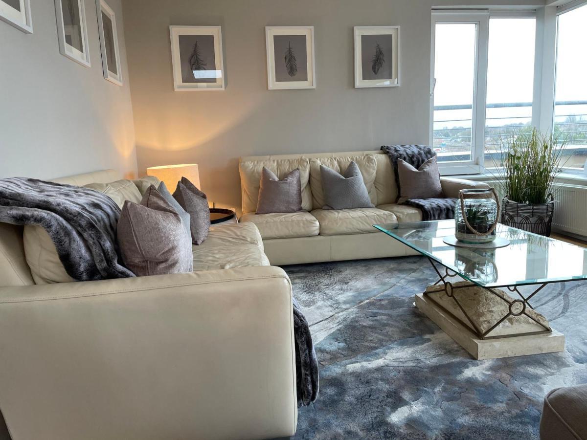 Penthouse Apartment Килкени Екстериор снимка