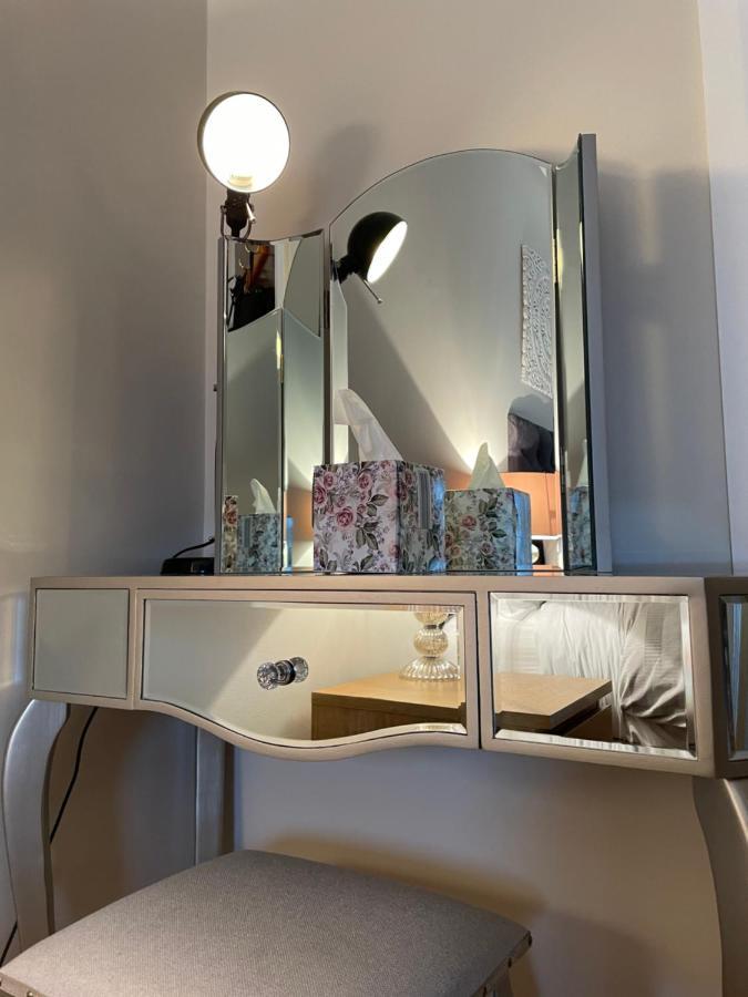 Penthouse Apartment Килкени Екстериор снимка